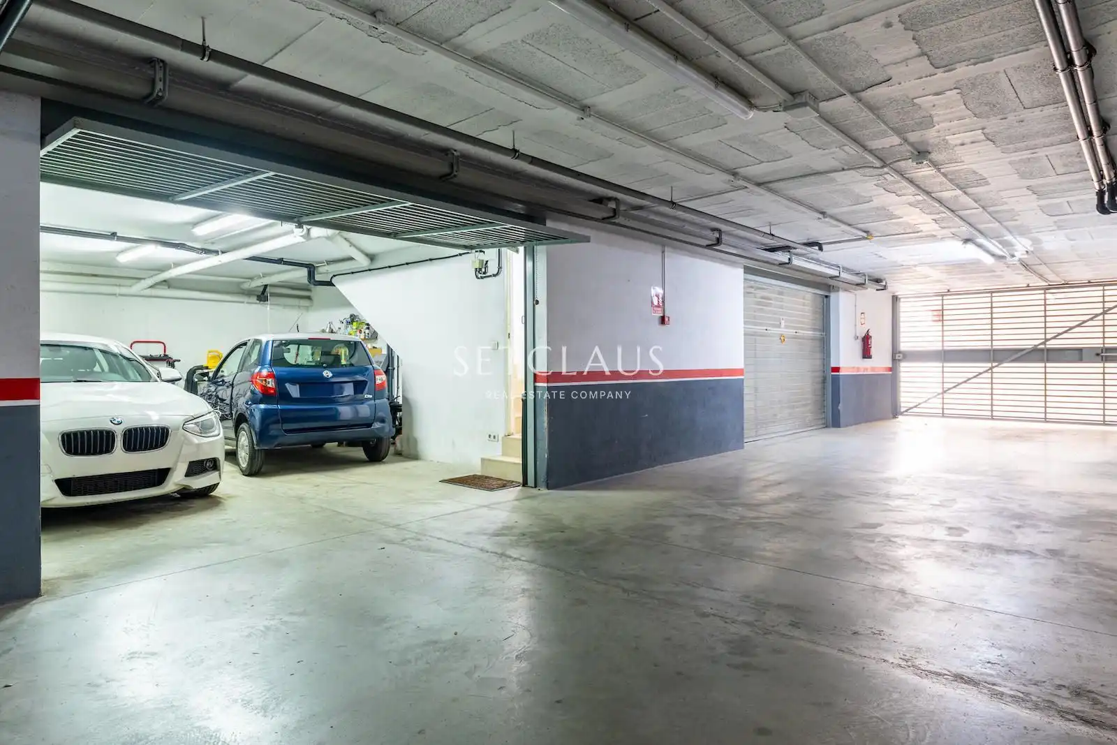 Parking de Casa adosada en venta en Premià de Mar con Aire acondicionado, Calefacción y Jardín privado
