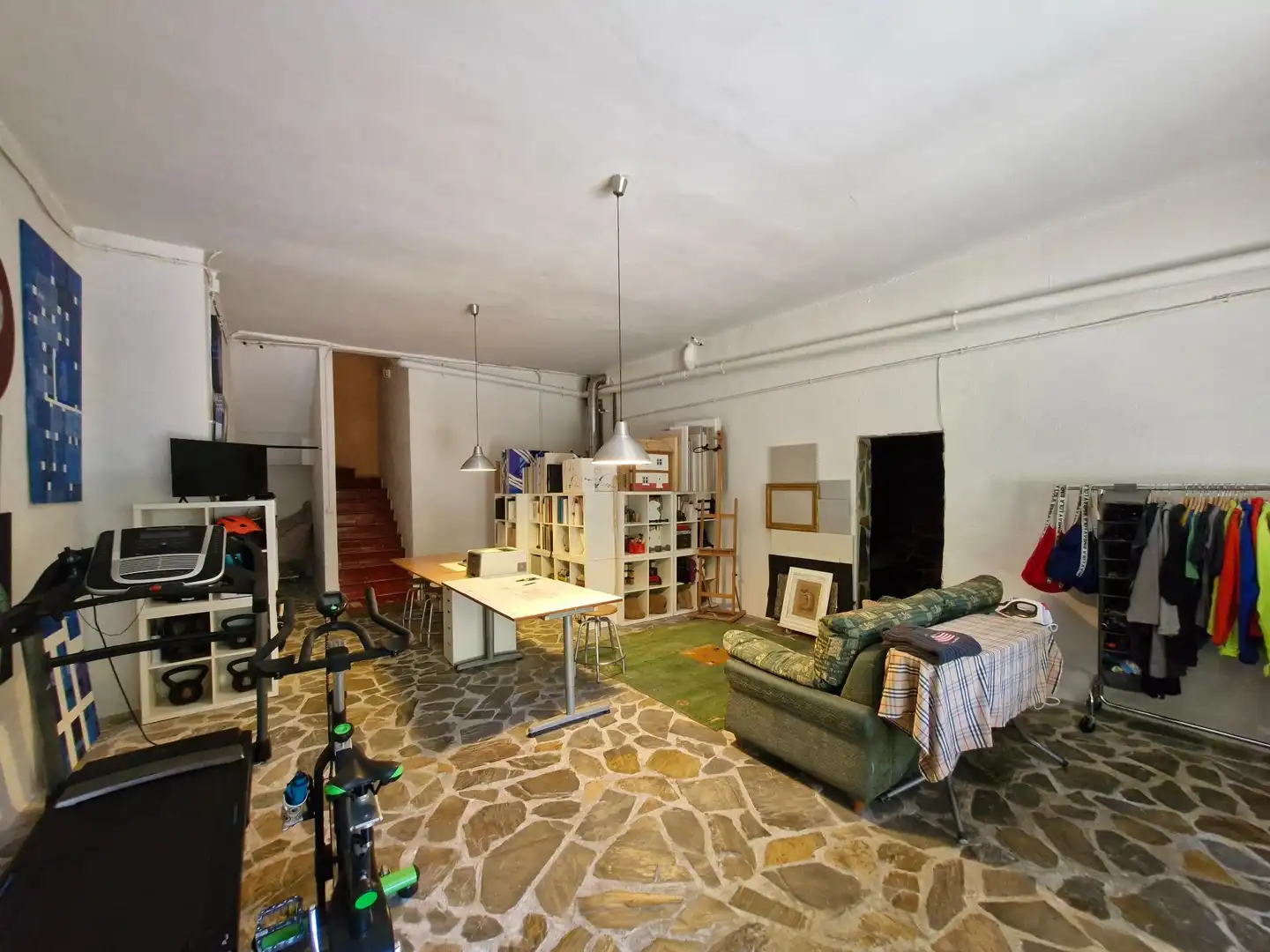 Houses for sale in Almoster  with Air Conditioner, Heating and Storage room