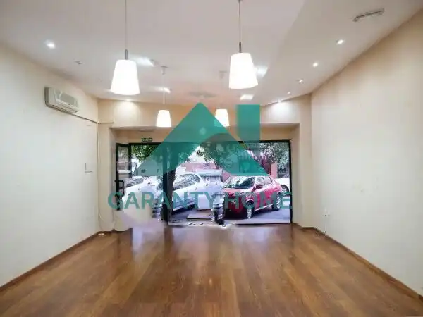 Local comercial en venda a Casco Antiguo, imagen 2