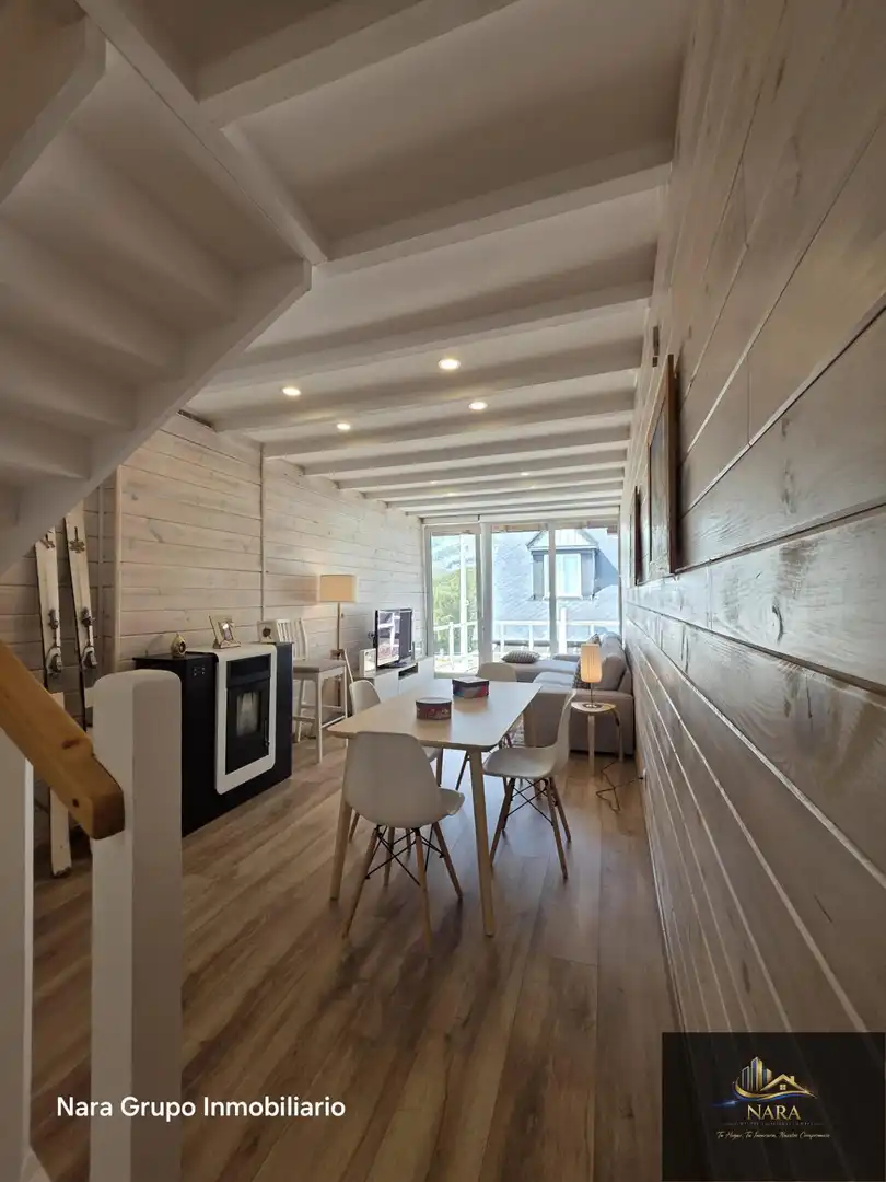 Sala d'estar de Àtic en venda en Hermandad de Campoo de Suso amb Calefacció, Terrassa i Traster