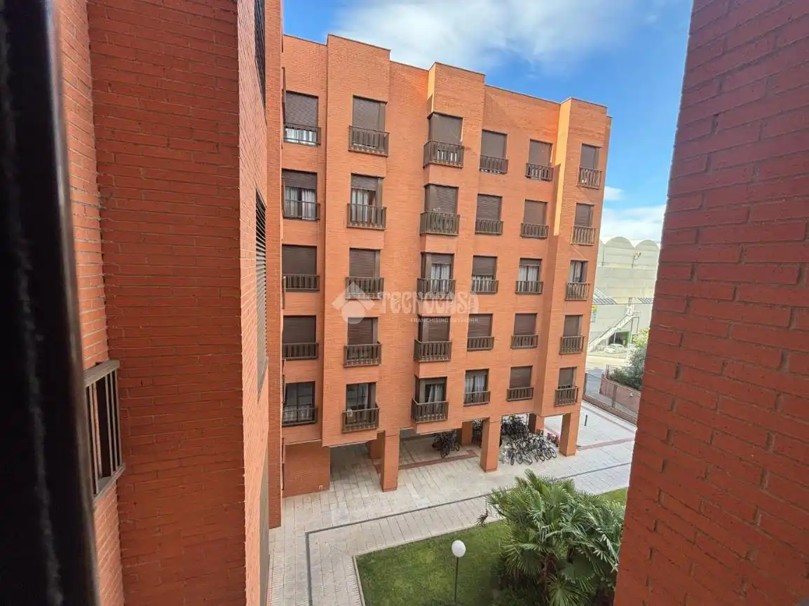 Vista exterior de Piso en venta en Madrid