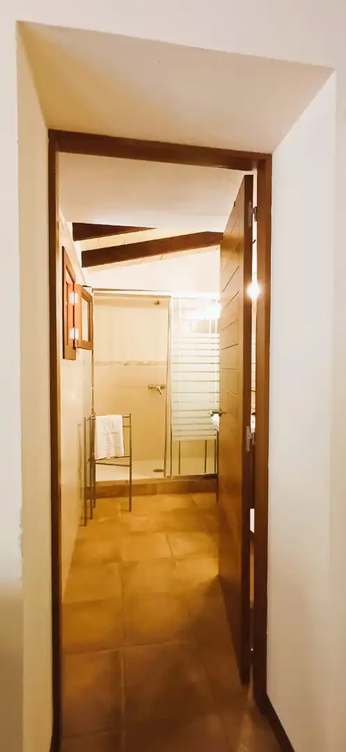 Baño de Finca rústica de alquiler en Costitx con Aire acondicionado, Calefacción y Jardín privado