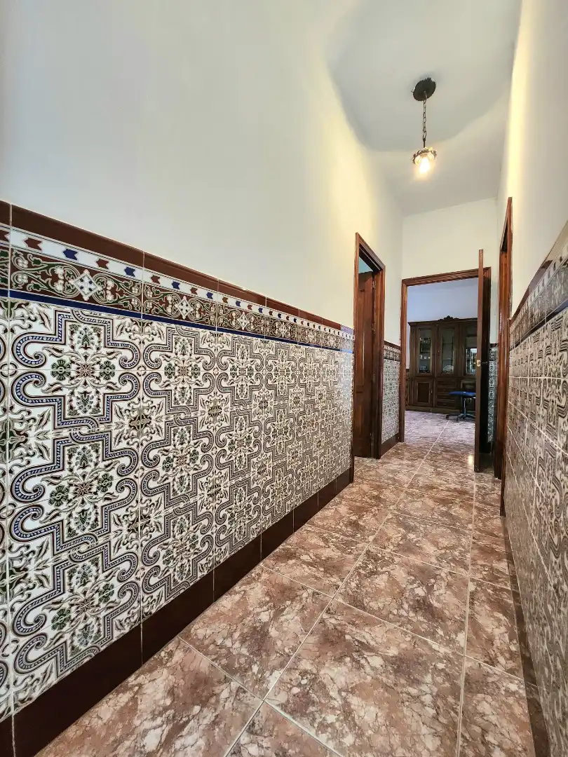 Haus oder Chalet zum Verkauf in Alcalá de Guadaira mit Privatgarten, Terrasse und Abstellraum