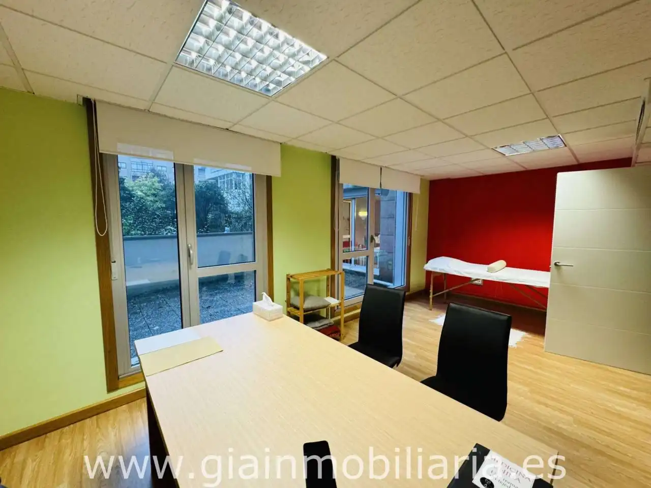 Office for sale in O Porriño    with Air Conditioner and Heating