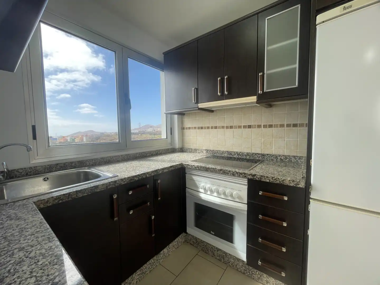 Cocina de Ático en venta en Telde con Terraza, Horno y Internet