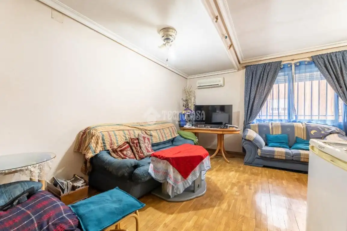 Flat with lift for sale in Casco Antiguo, imagen 3