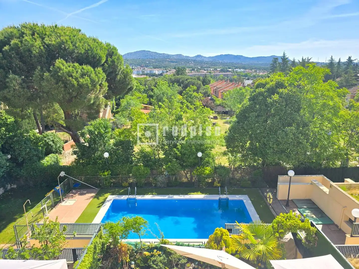 Jardí de Casa o xalet en venda en Collado Villalba amb Calefacció, Terrassa i Traster