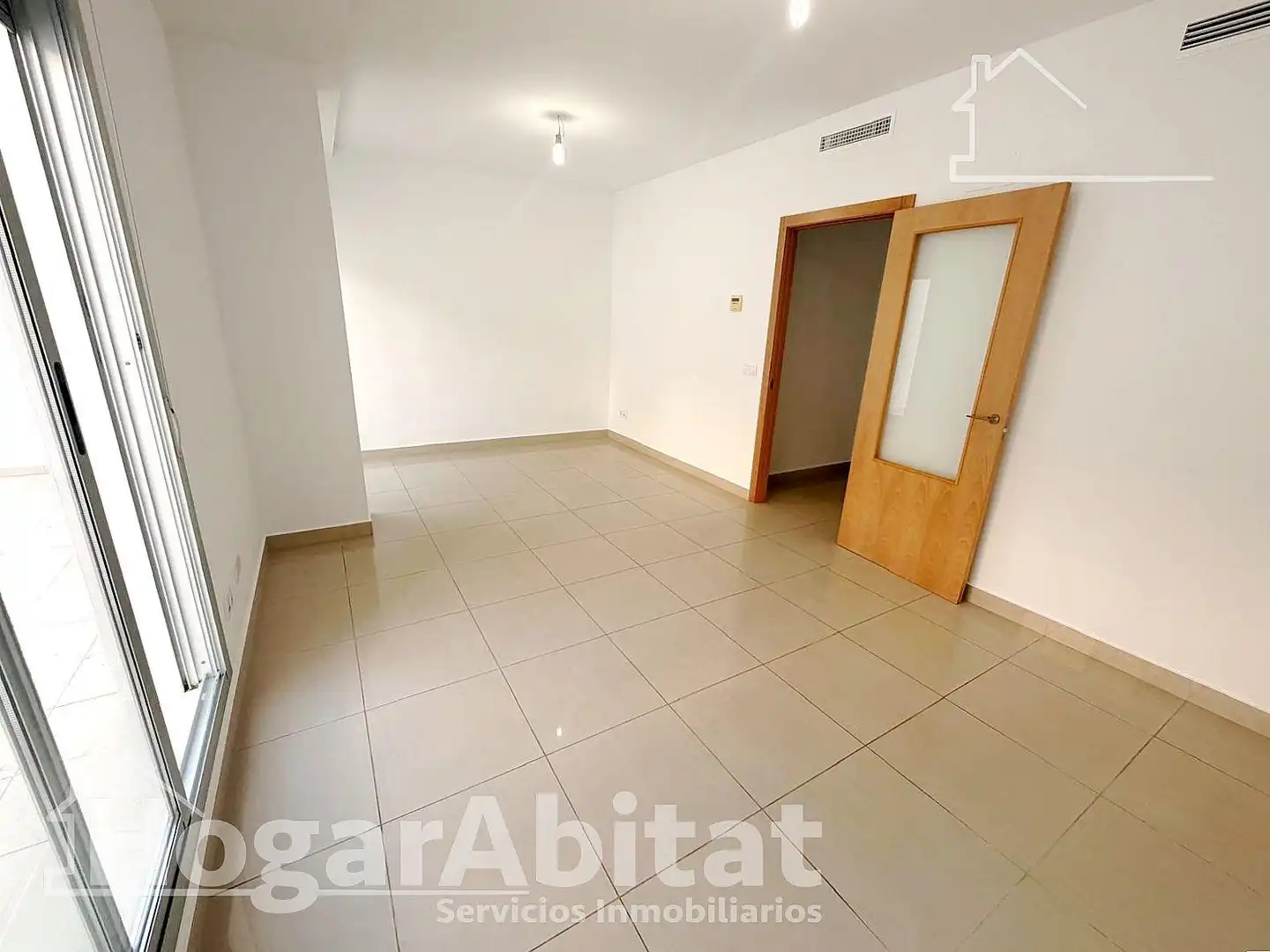 Dormitori de Pis en venda en Montserrat amb Aire condicionat, Calefacció i Terrassa
