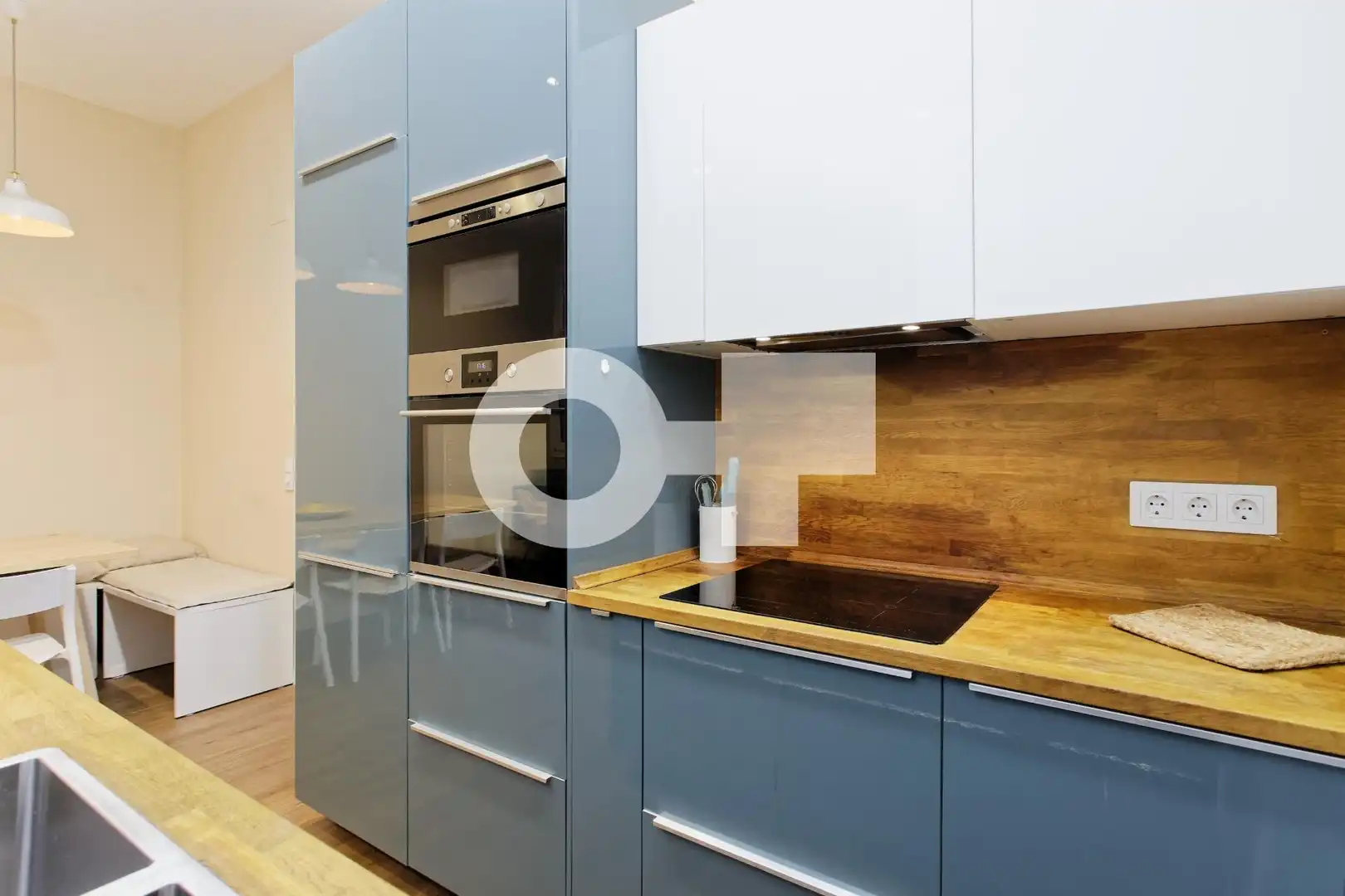 Piso con terraza en venta en Carrer Carrer Consell de Cent, imagen 3