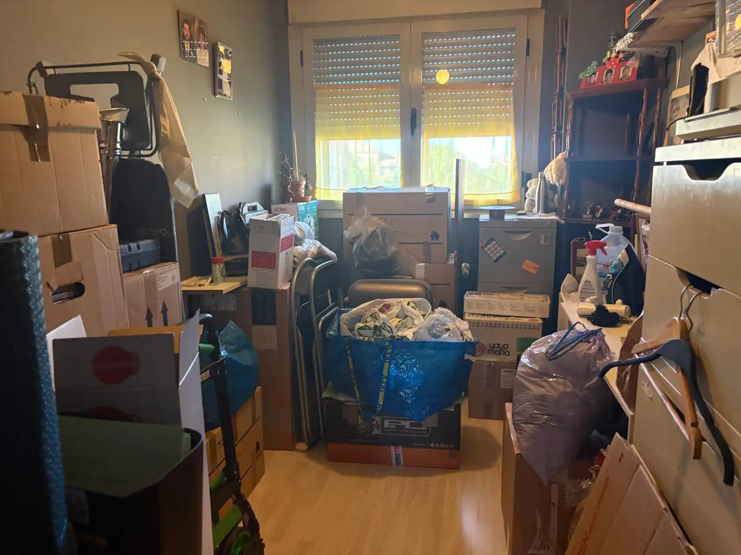 Schlafzimmer von Dachboden zum Verkauf in Yebes mit Klimaanlage, Heizung und Terrasse