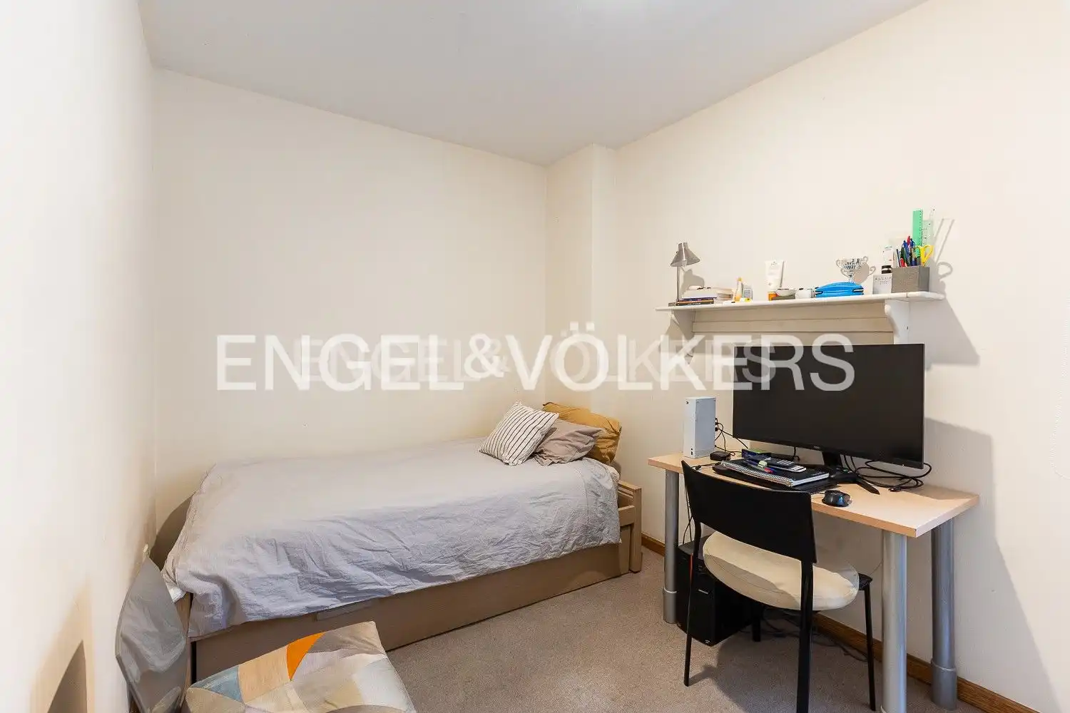 Bedroom of Flat for sale in Valencia  with Air Conditioner, Heating and Parquet flooring