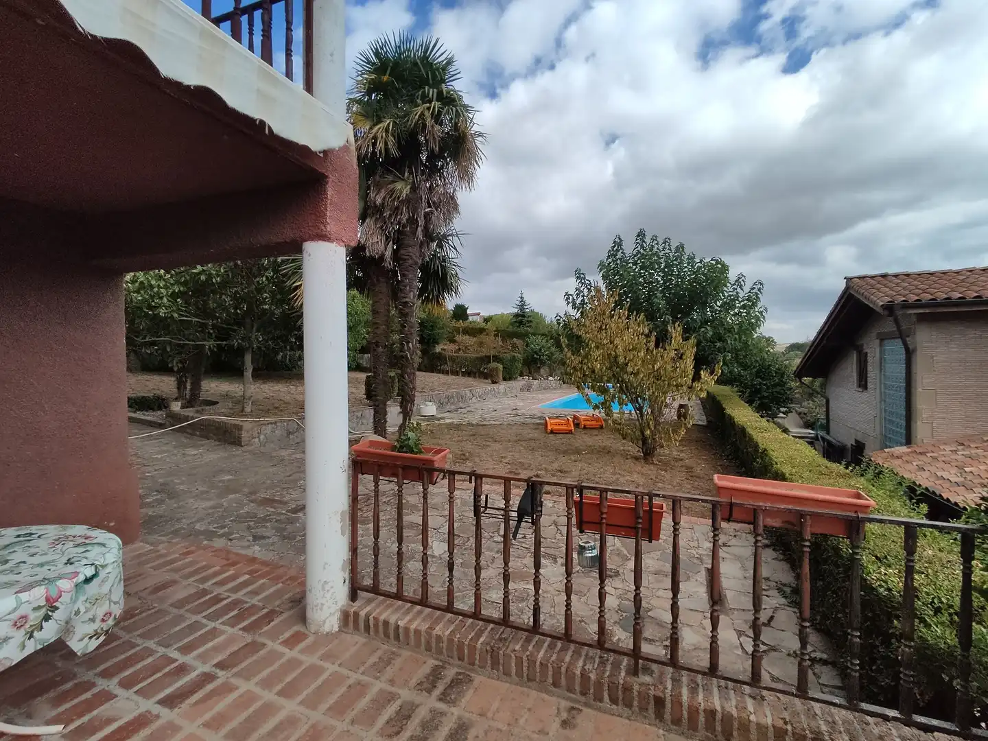 Jardí de Casa o xalet en venda en Iruña Oka / Iruña de Oca amb Jardí privat, Traster i Piscina