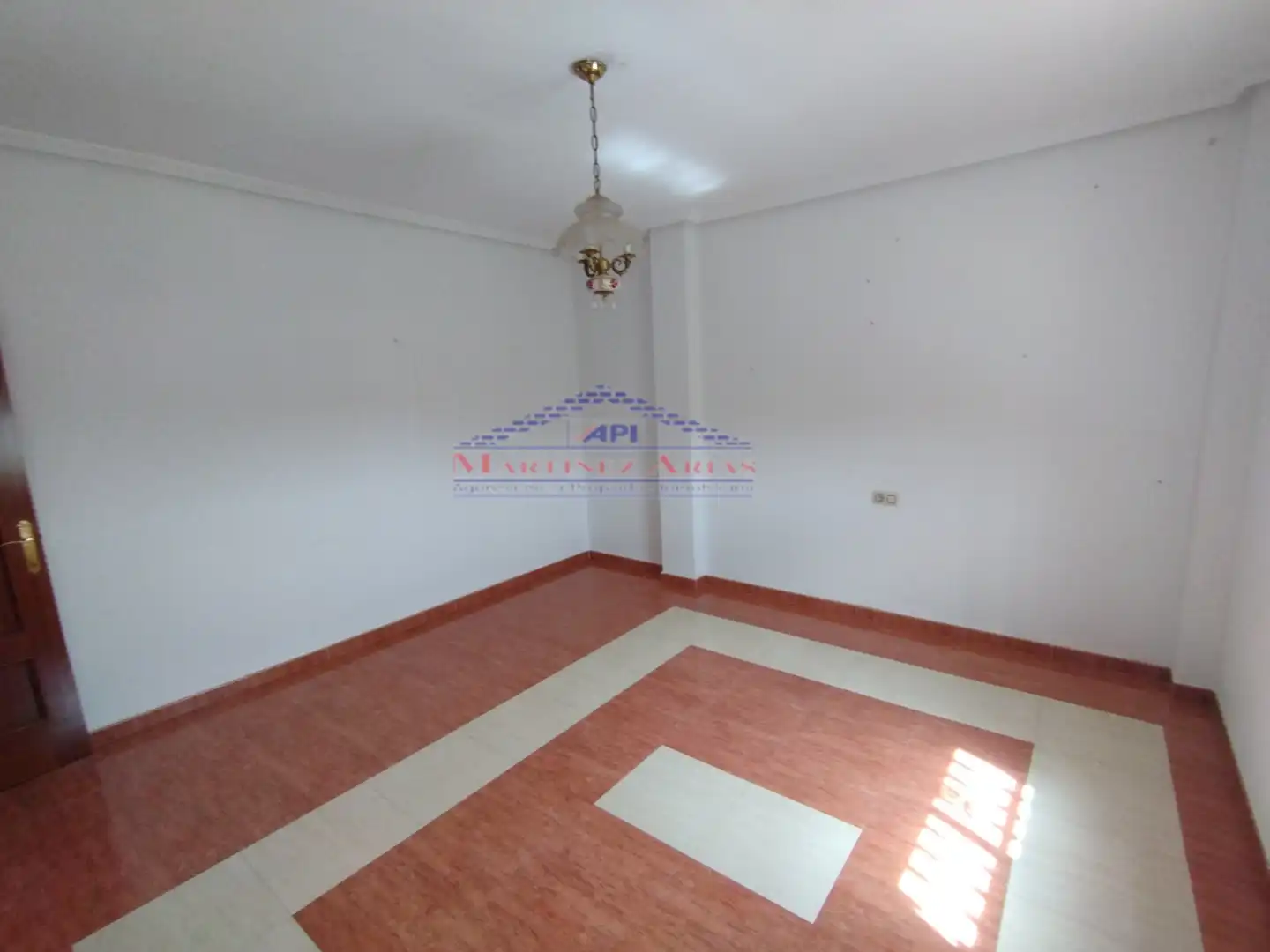 Houses for sale in Fuerte del Rey  with Private garden, Terrace and Balcony