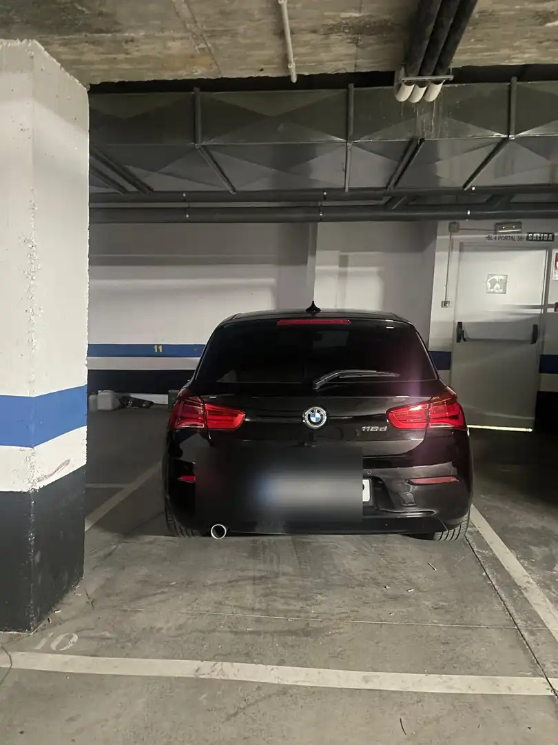Aparcament de Dúplex en venda en Estepona amb Aire condicionat, Jardí privat i Terrassa