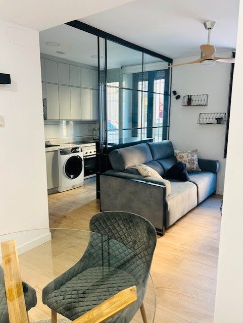 Sala d'estar de Pis de lloguer en  Córdoba Capital amb Aire condicionat, Calefacció i Parquet