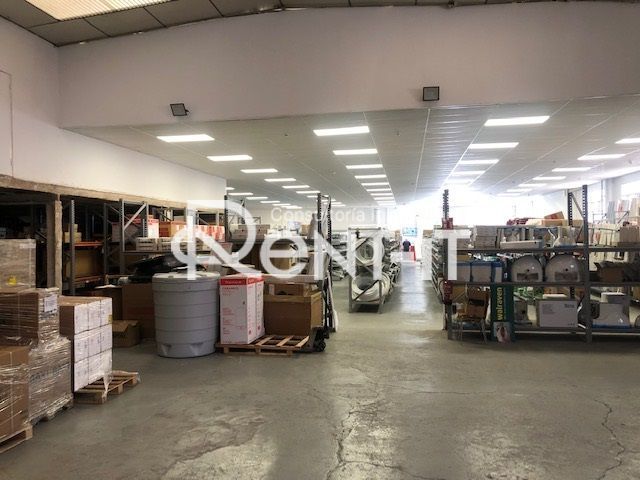 Nau industrial en venda en Sant Boi de Llobregat