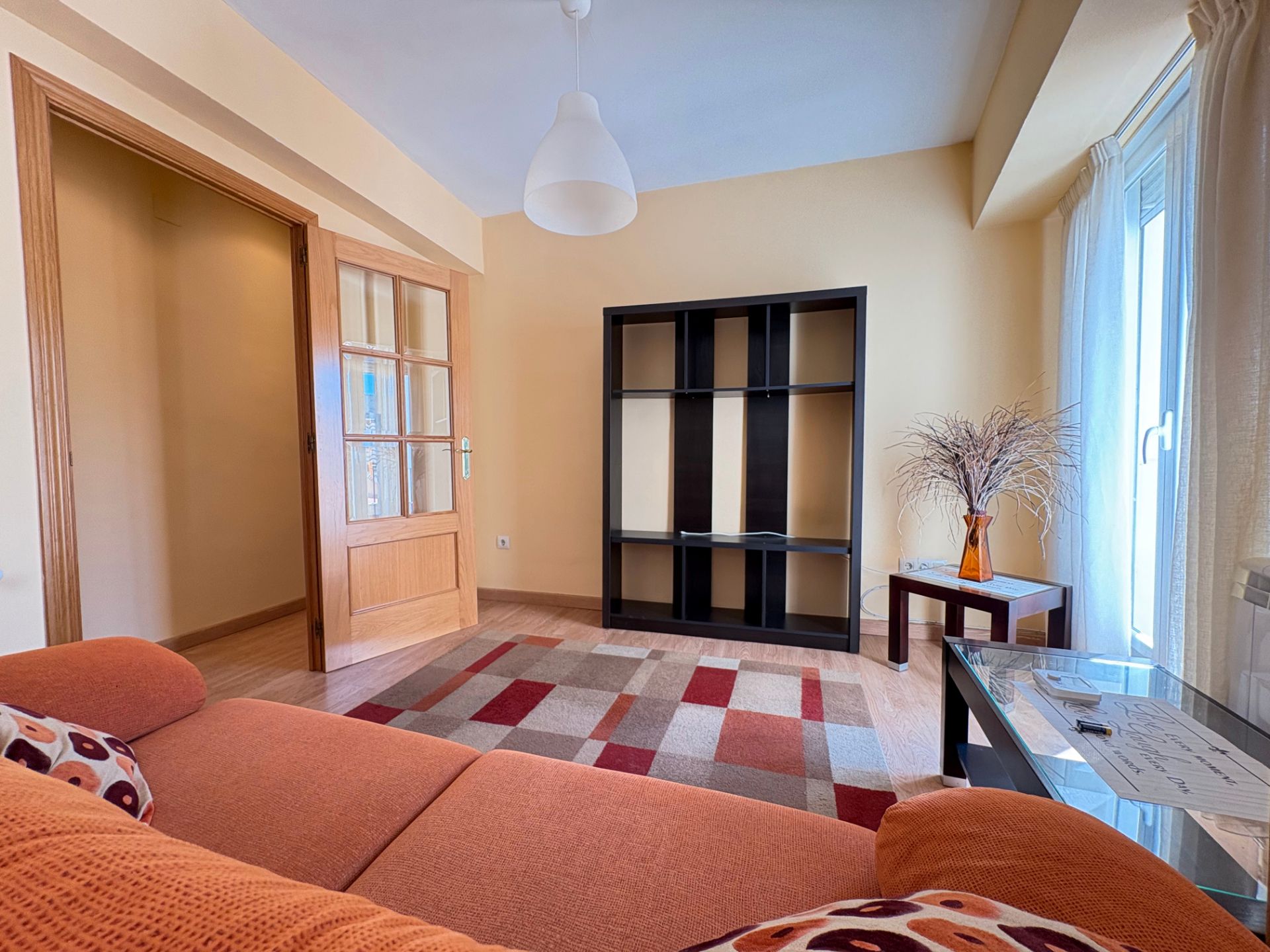 Living room of Flat to rent in Plasencia  with Heating and Furnished