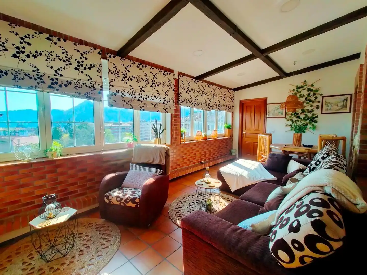 Wohnzimmer von Dachboden zum Verkauf in Pravia mit Heizung, Terrasse und Möbliert