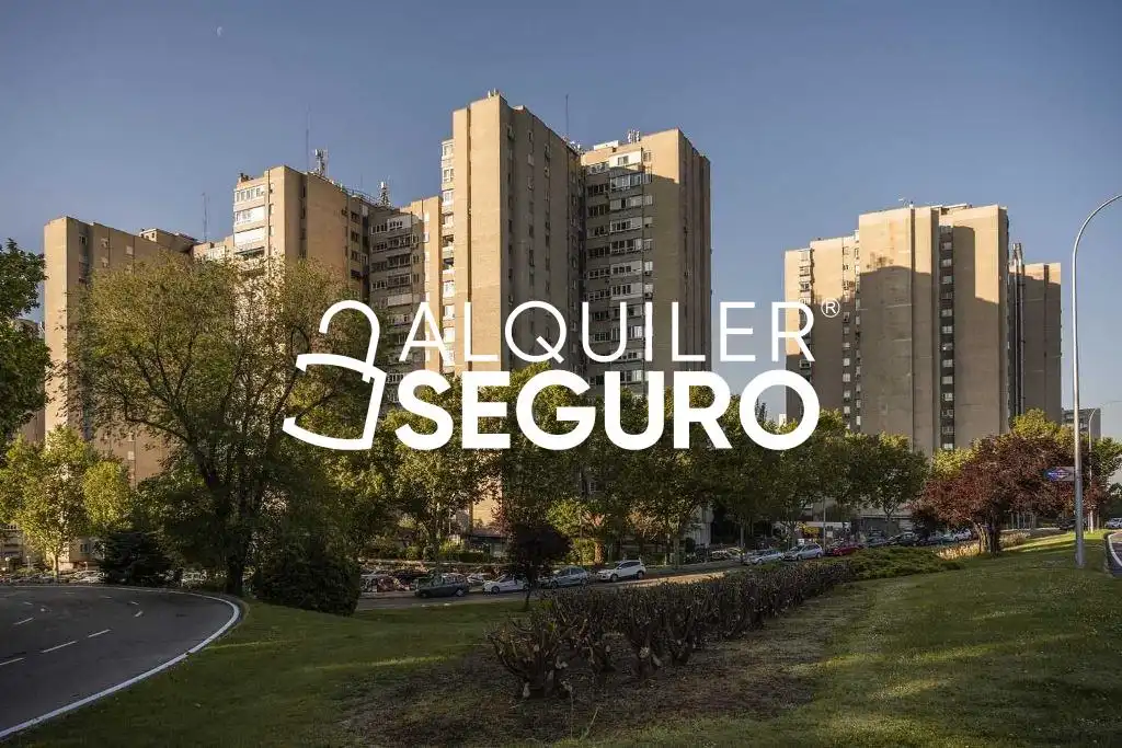 Vista exterior de Estudi de lloguer en Madrid amb Aire condicionat