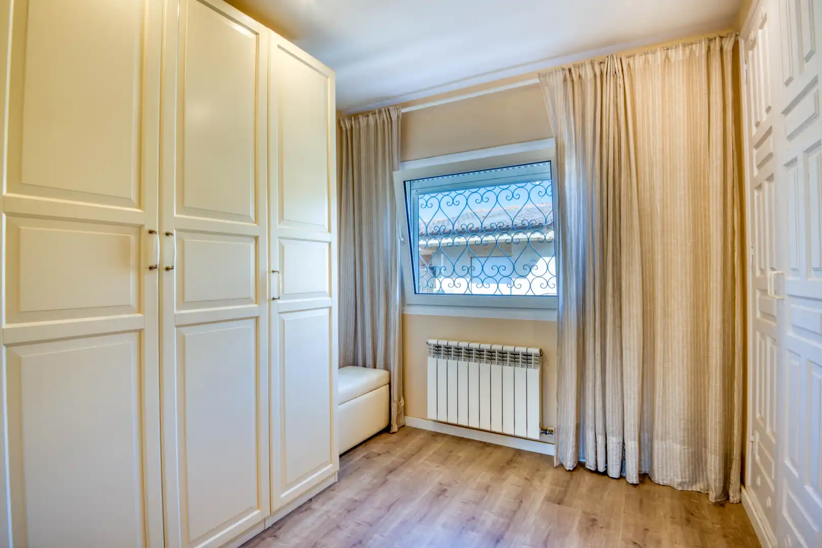 Bedroom of Detached homes for sale in Palamós  with Terrace and Furnished