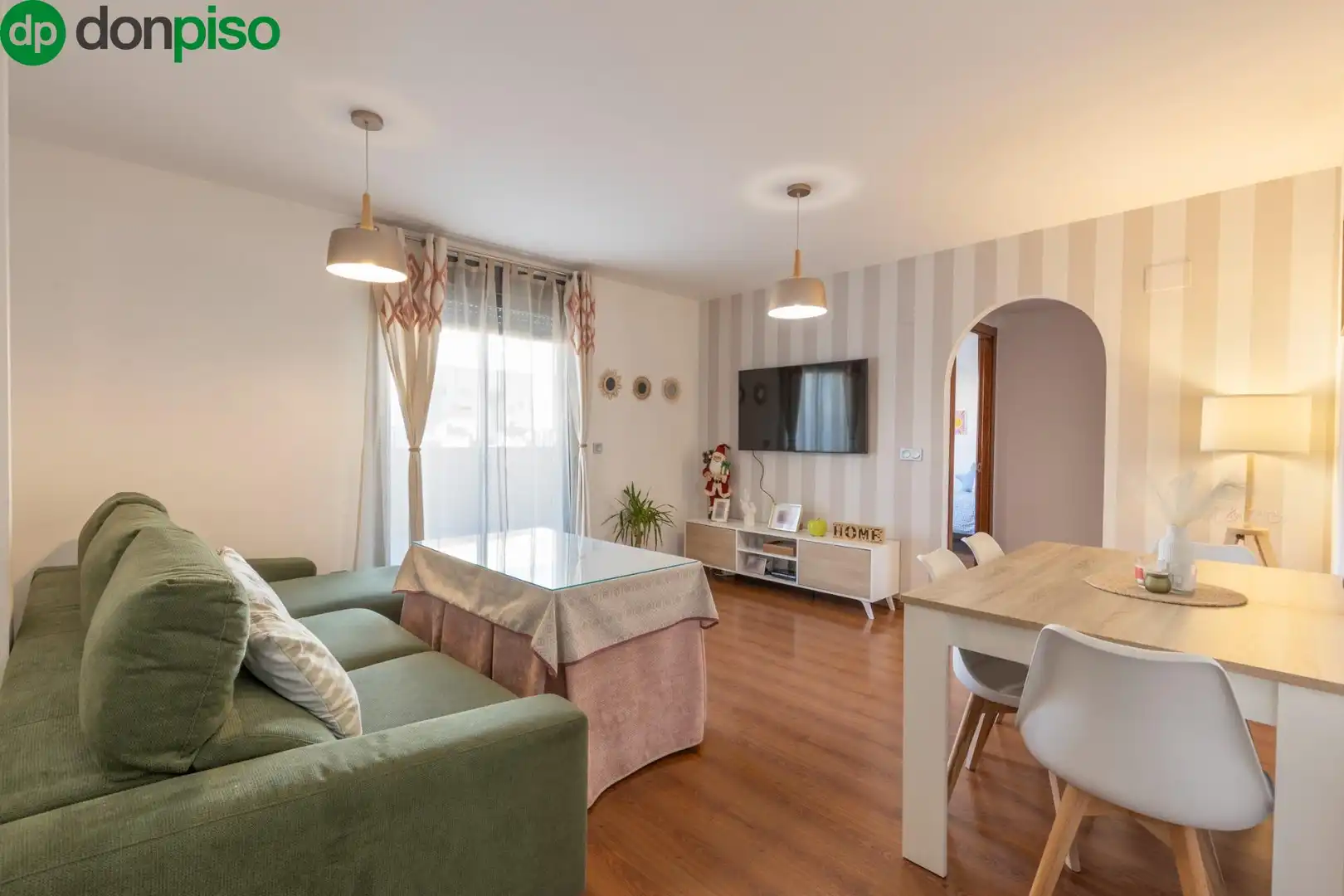 Wohnzimmer von Dachboden zum Verkauf in Armilla mit Klimaanlage, Terrasse und Abstellraum