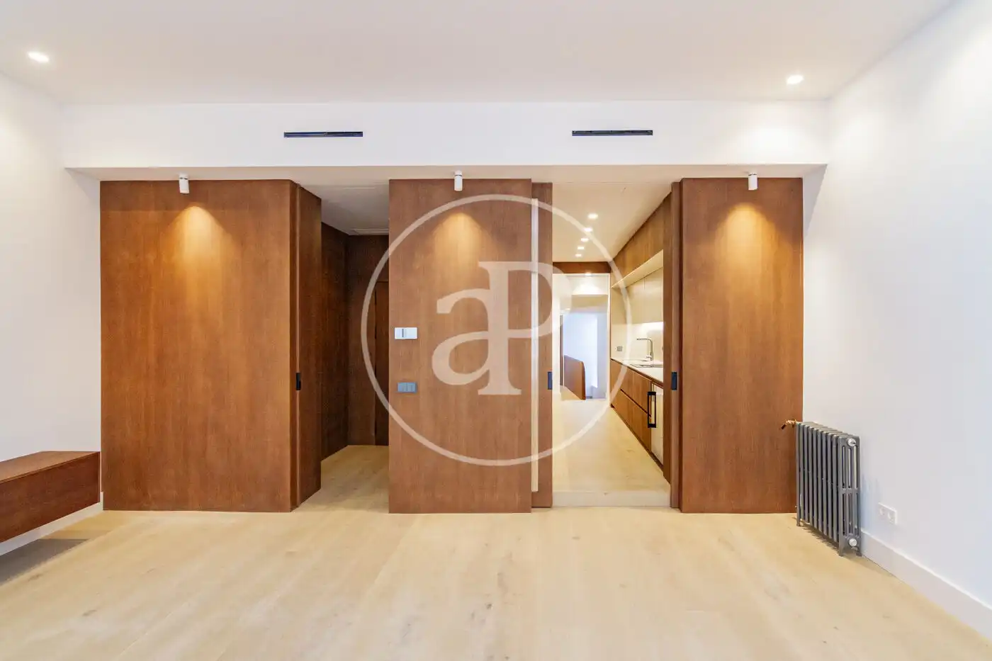 Piso en venta en Madrid con Aire acondicionado, Calefacción y Balcón