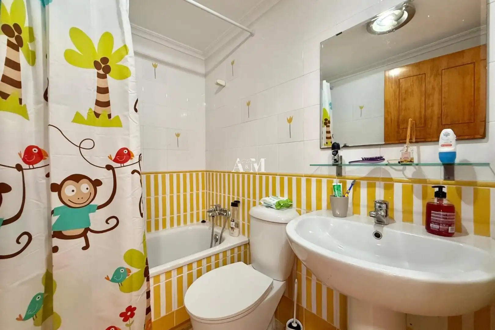 Bathroom of Detached homes for rent in Santa Pola  with Terrace, Swimming Pool and Furnished