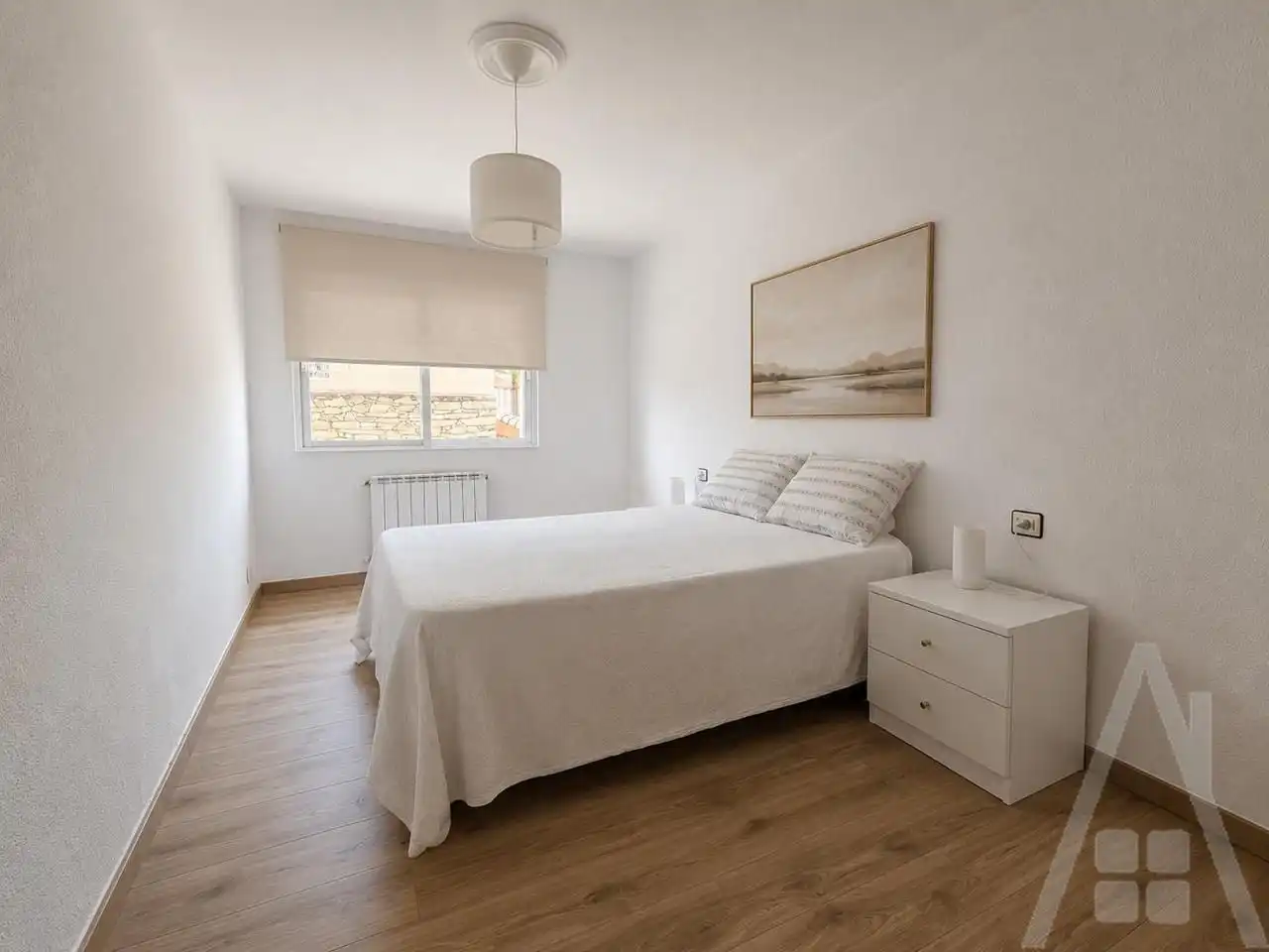 Dormitori de Casa o xalet en venda en Mieza amb Calefacció, Jardí privat i Terrassa