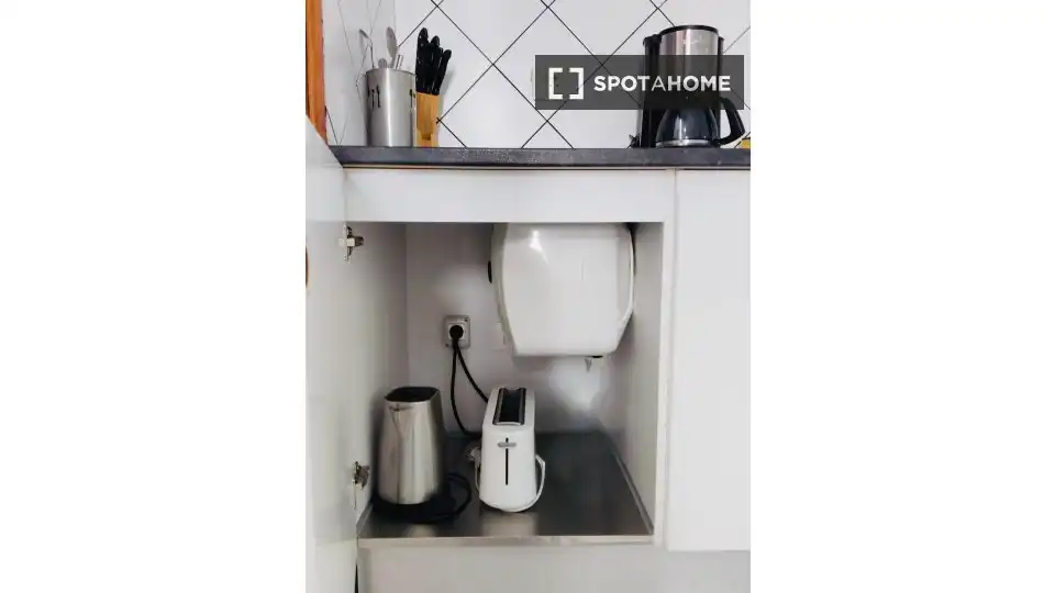 Cuina de Apartament per a compartir en San Bartolomé de Tirajana amb Aire condicionat, Terrassa i Moblat