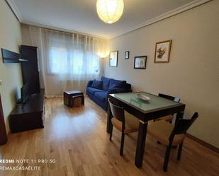 Living room of Flat to rent in Oviedo   with Swimming Pool