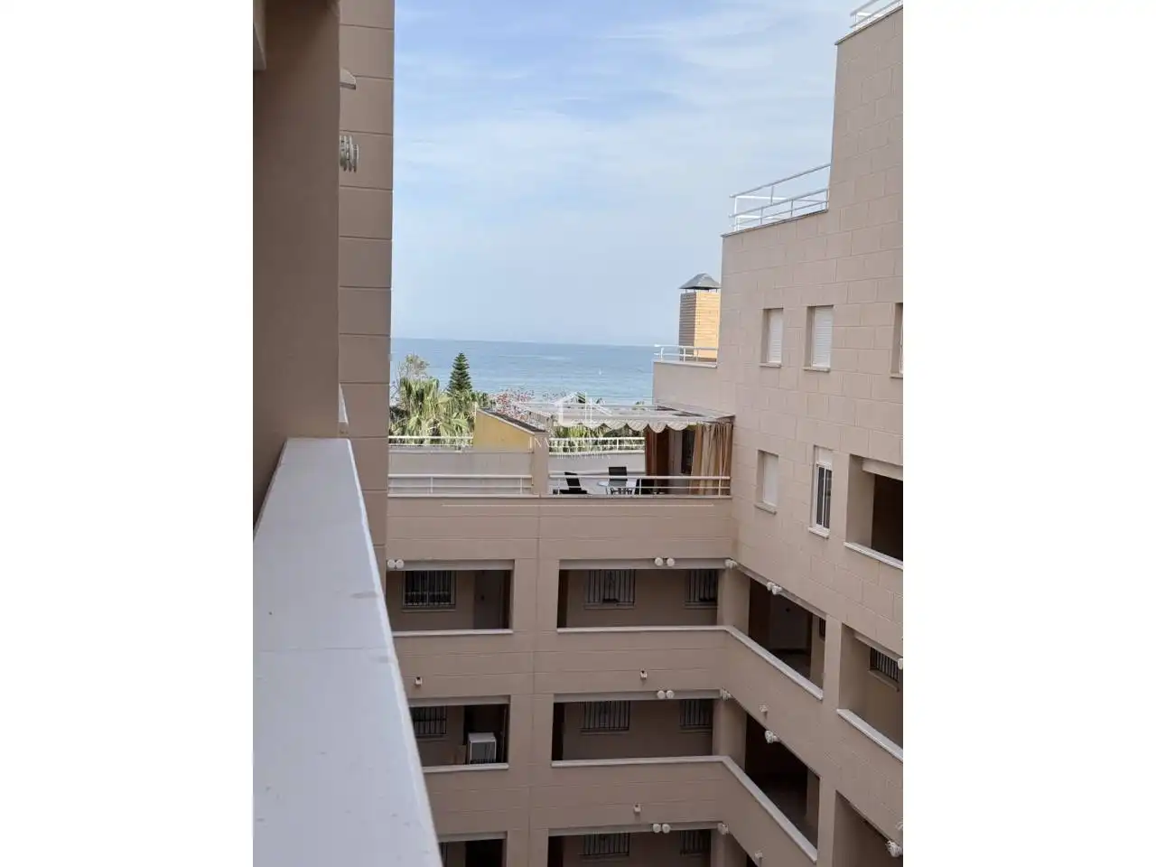 Vista exterior de Apartament en venda en Oropesa del Mar / Orpesa amb Aire condicionat, Moblat i Balcó