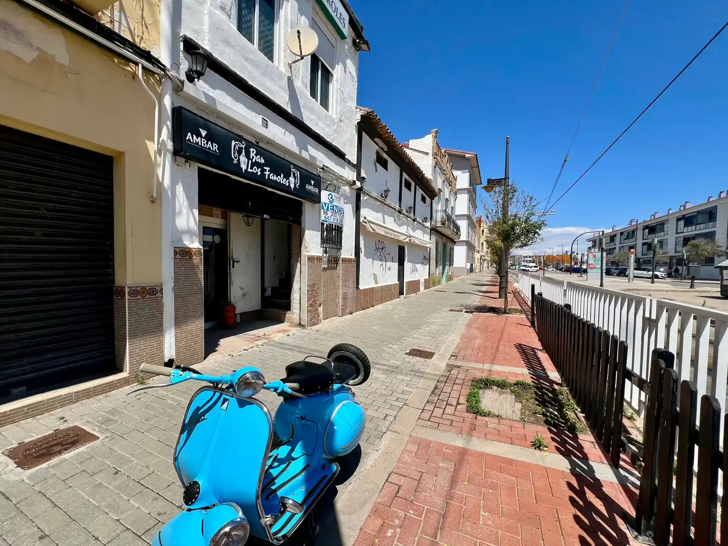 Vista exterior de Casa adosada en venta en Valencia con Terraza