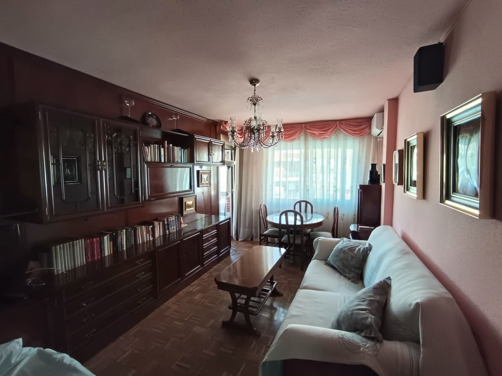 Wohnzimmer von Wohnung zur Miete in Parla mit Heizung, Möbliert und Waschmaschine