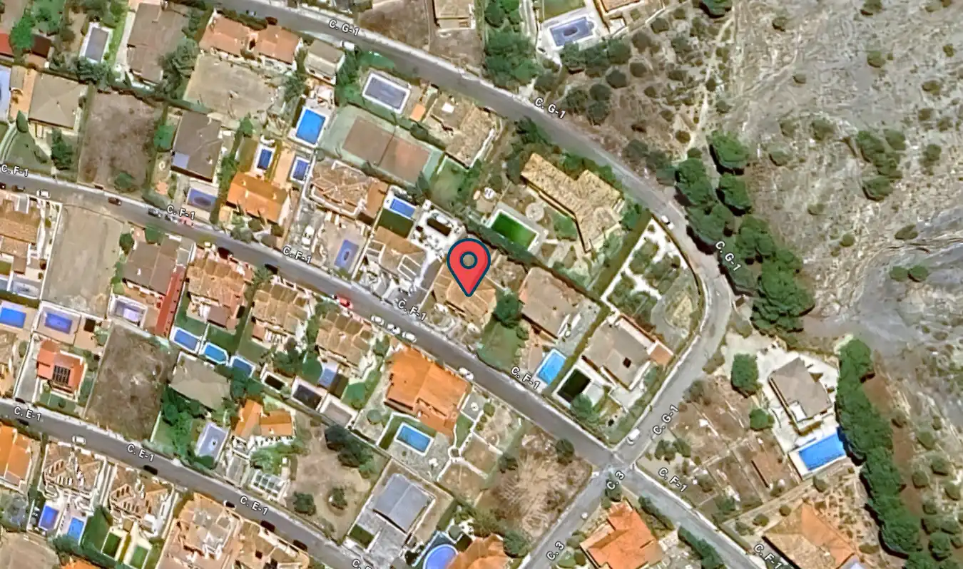 Vista exterior de Casa o xalet en venda en Padul amb Jardí privat, Piscina i Balcó