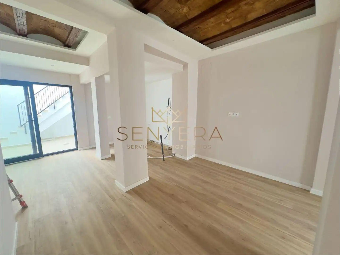 Casa adosada en venda en Valencia amb Aire condicionat, Parquet i Terrassa
