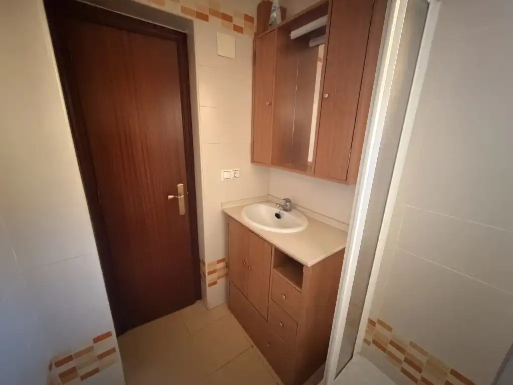 Bathroom of Flat for sale in Córdoba