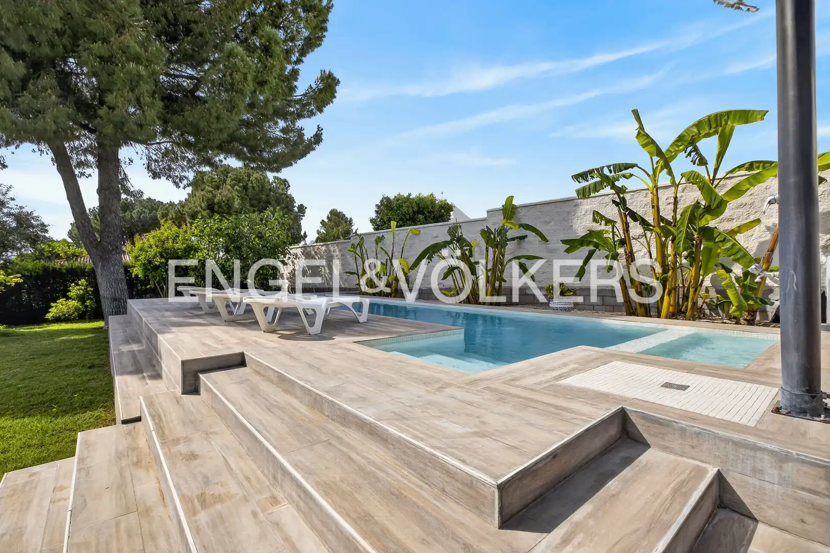 Casa con jardín en venta en Cerros de Montequinto, imagen 14