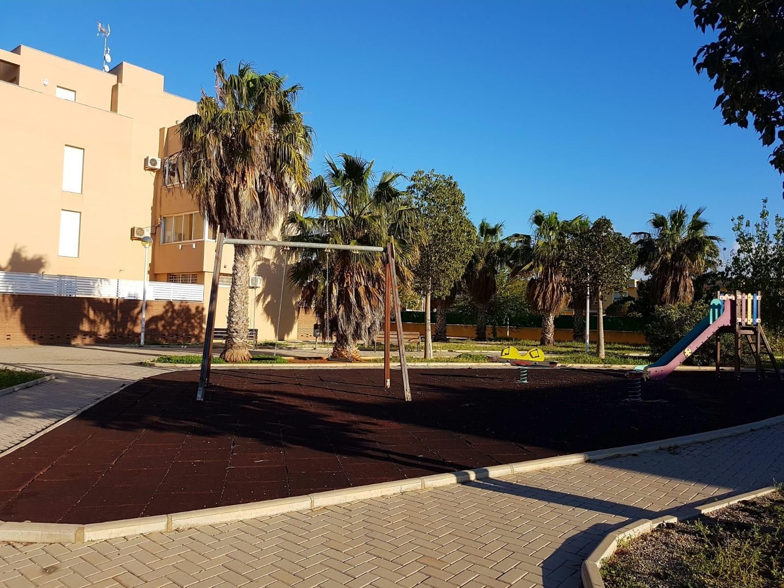 Vista exterior de Pis en venda en Cartagena amb Aire condicionat, Traster i Moblat