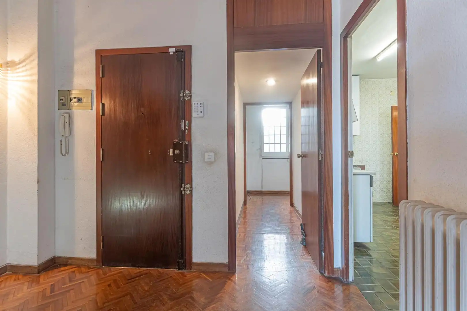 Piso en venta en Barcelona con Calefacción, Parquet y Terraza