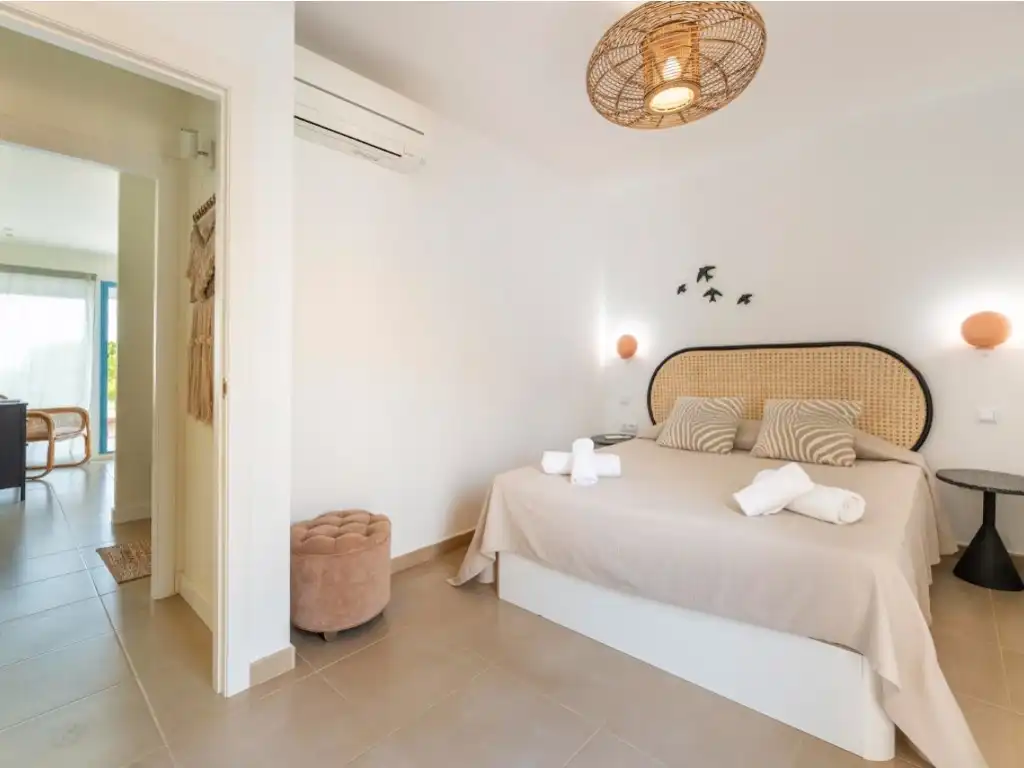 Habitación de Casa adosada en venta en Sant Josep de sa Talaia con Terraza