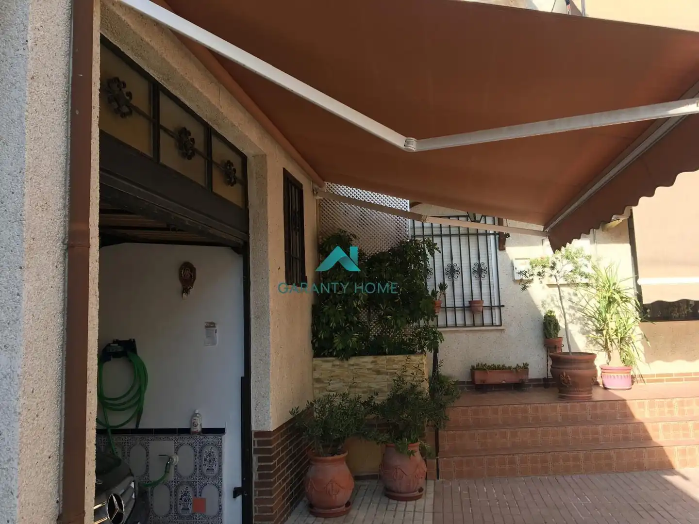 Vista exterior de Casa adosada en venta en Villardompardo con Aire acondicionado, Jardín privado y Terraza