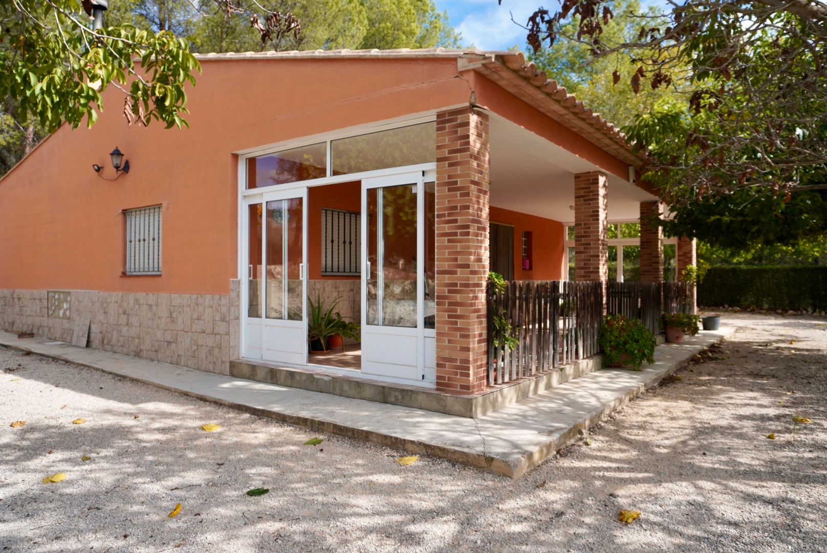 Vista exterior de Casa o chalet en venta en Benigànim con Aire acondicionado, Calefacción y Jardín privado