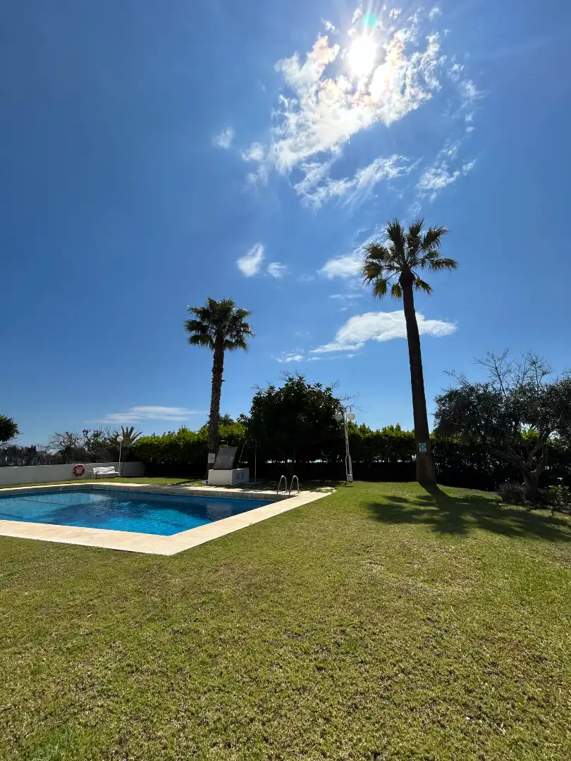 Piscina de Pis de lloguer en Sant Vicenç de Montalt amb Aire condicionat, Balcó i Piscina comunitària