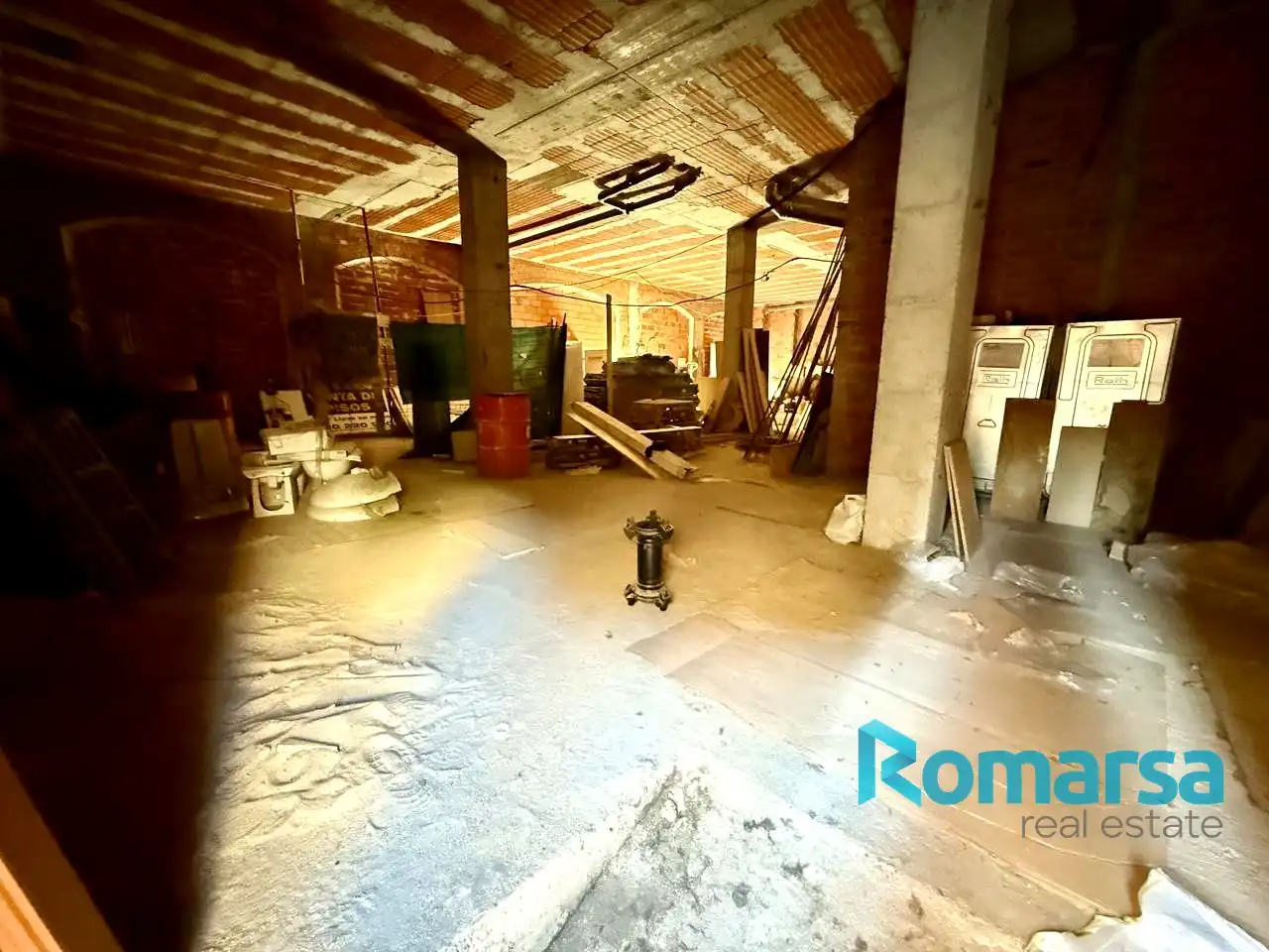 Local comercial en venta en Calle Capitán Peñas, imagen 5