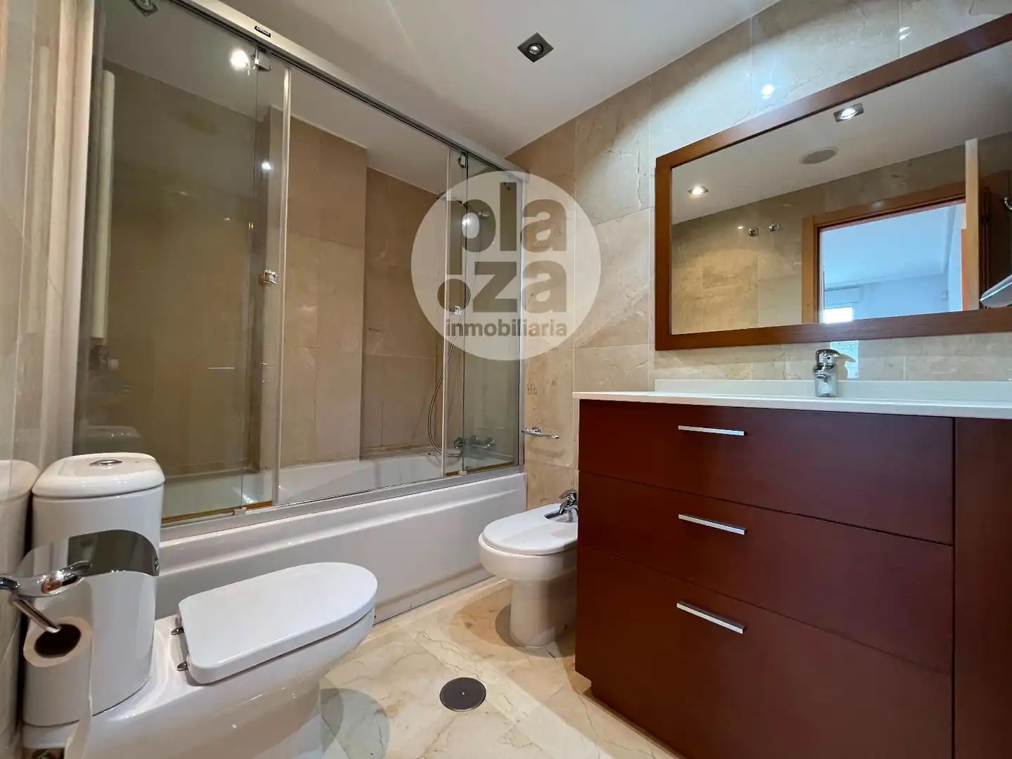 Bathroom of Flat for sale in Burgos  with Heating, Storage room and Swimming Pool