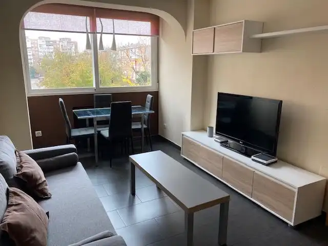Sala d'estar de Pis de lloguer en Alcorcón amb Aire condicionat, Calefacció i Parquet