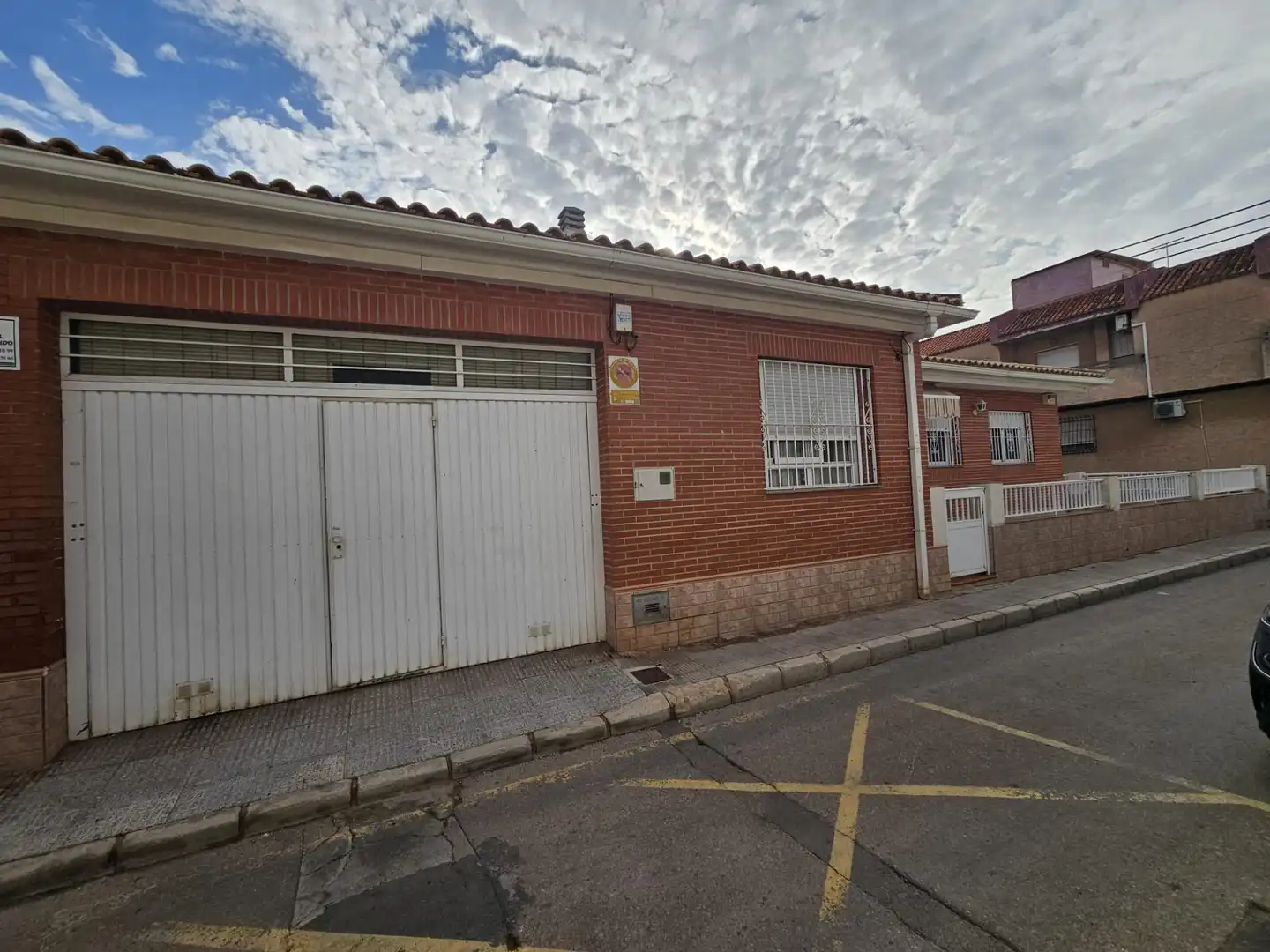 Chalet con jardín en venta en Cartagena ciudad, imagen 3