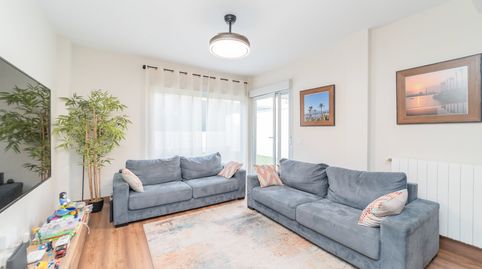 Foto 5 de Casa o xalet en venda a Paseo del Diálogo, Soto del Henares, Torrejón de Ardoz