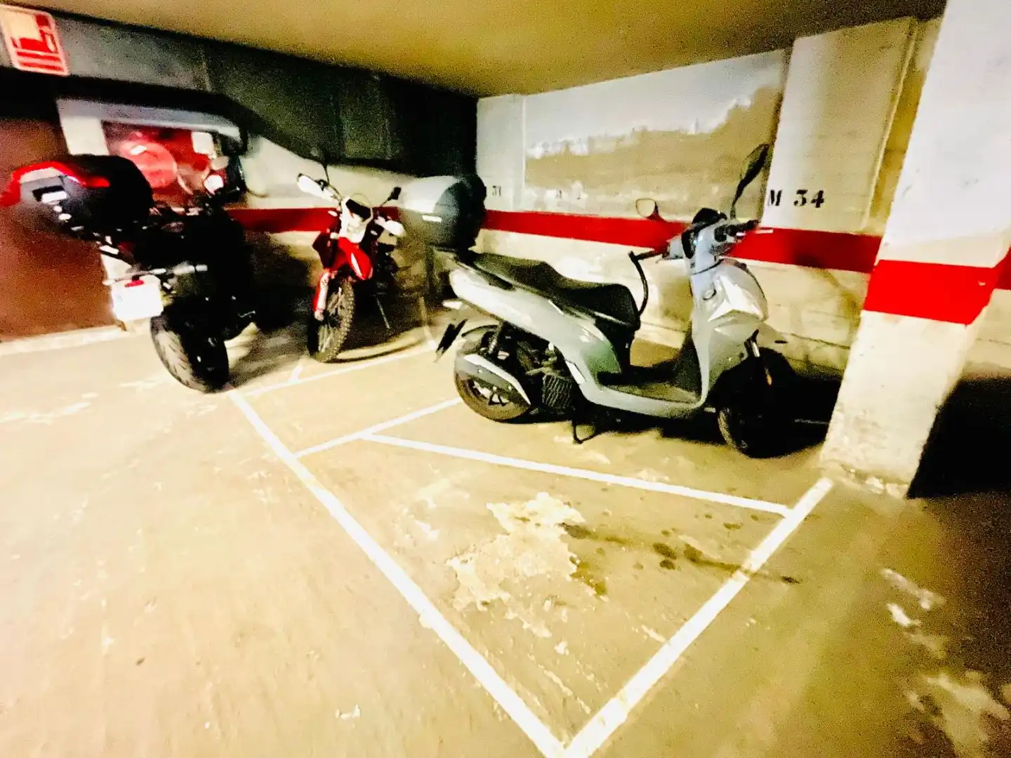 Aparcament de Garatge de lloguer en Barcelona amb Alarma