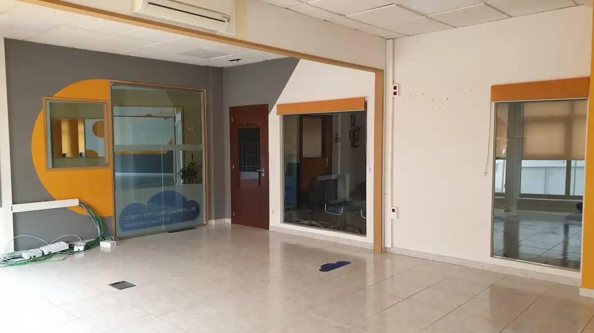 Ufficio con ascensore in affitto a Polígono Pocomaco, imagen 3